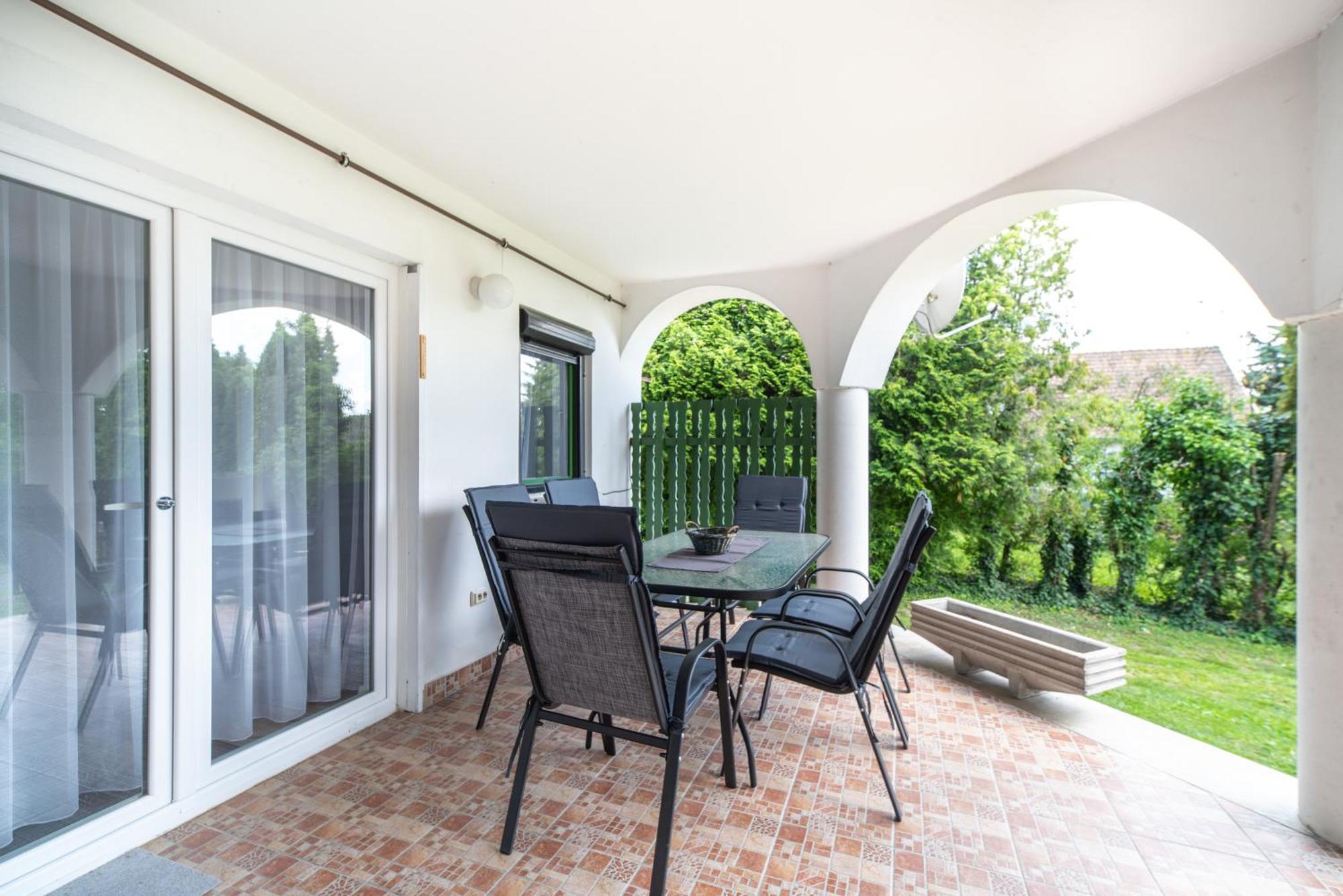 Jázmin Vendégház Balatongyorok Exterior foto